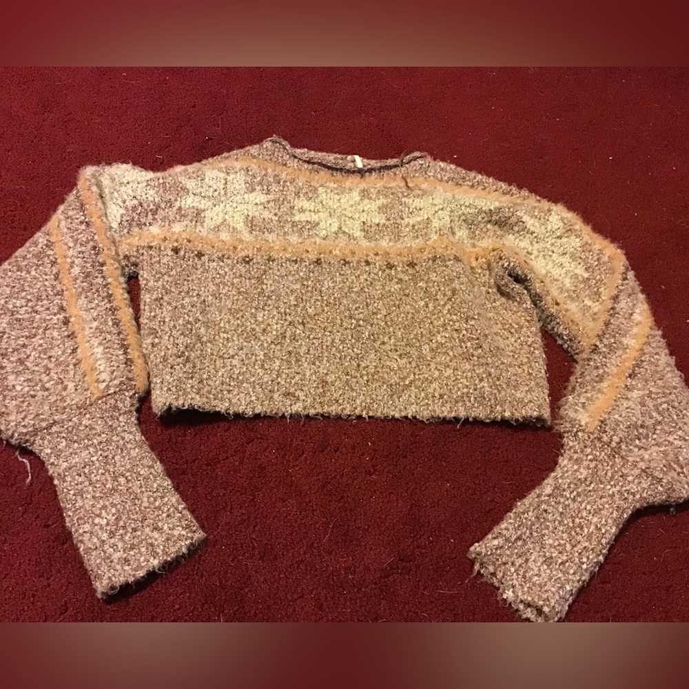 FREE PEOPLE SZ XS CROP SWEATER GUC